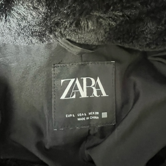 Black Zara Faux Fur Jacket - Picture 2 of 4